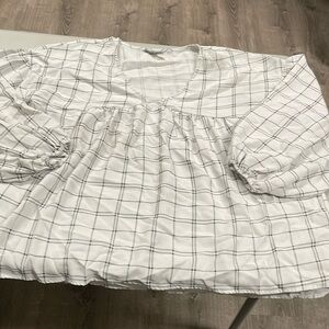 Women’s Large blouse
